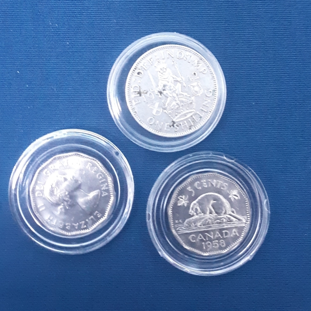 3 Coins, 1942 Silver UK Shilling King George Sottish Lion Coin Canadian Nickels